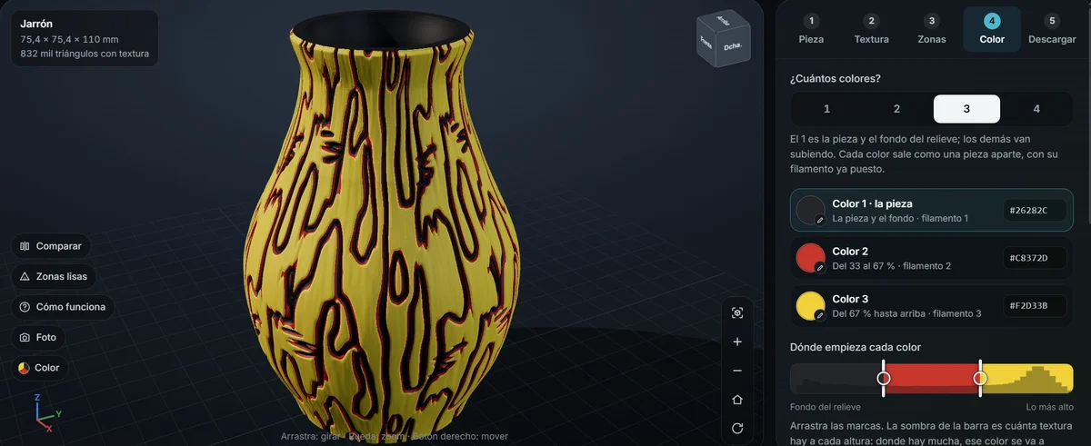 Vista 3D del texturizador: el jarrón con textura en tres colores, negro, rojo y amarillo, y el paso Color con la barra de dónde empieza cada color