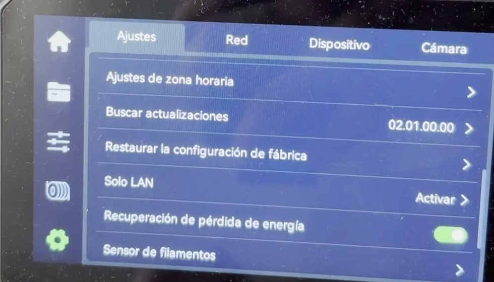 Pantalla de la Elegoo Centauri Carbon 2 en la pestaña Ajustes, con la fila Solo LAN y el botón Activar