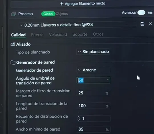 Pestaña Calidad de Bambu Studio con el perfil 0.20mm Llaveros y detalle fino @P2S, Generador de pared en Aracne y Ángulo de umbral de transición de pared en 50